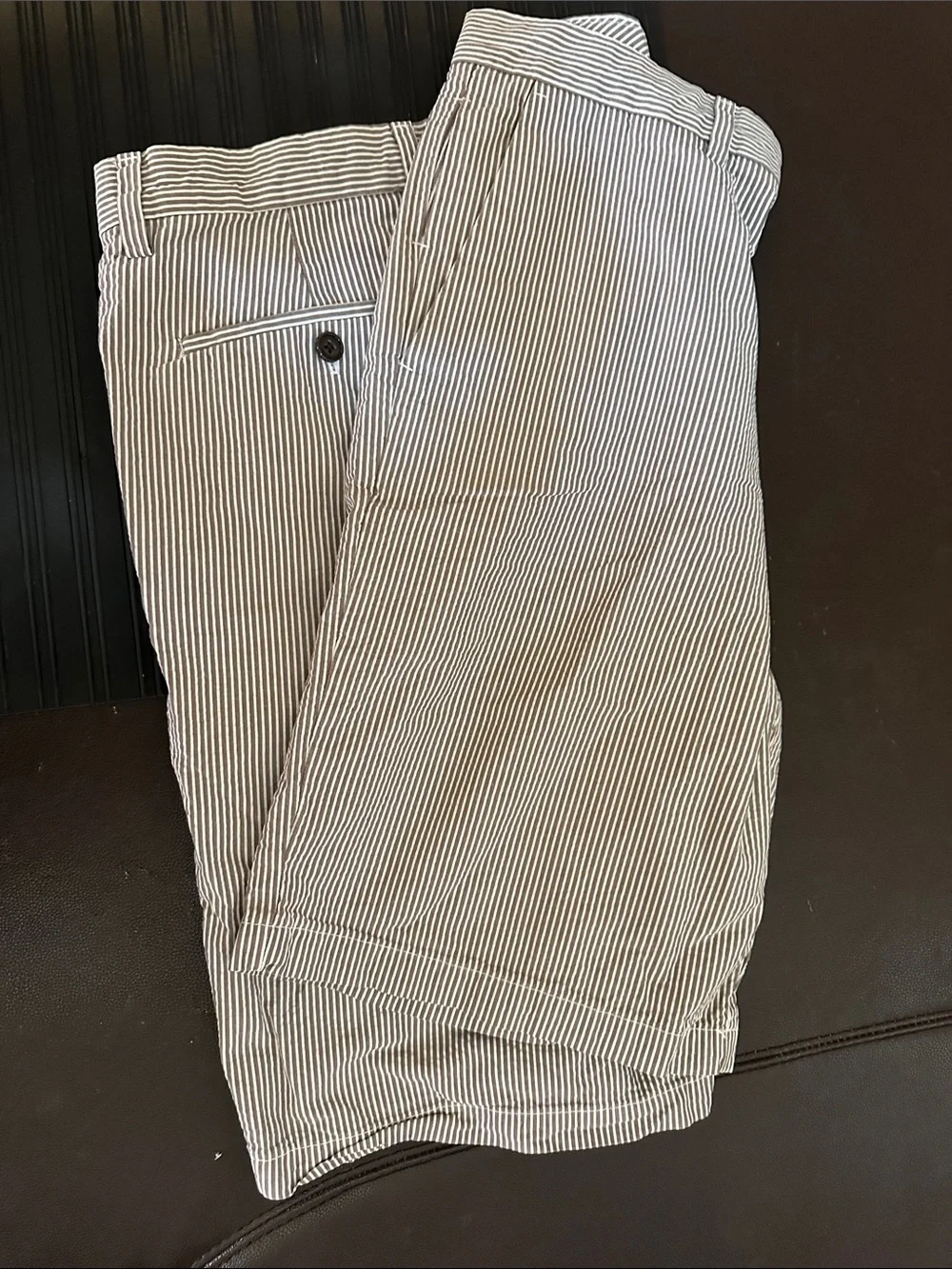 Banana Republic Gray & White Pinstriped Flat-Front Shorts